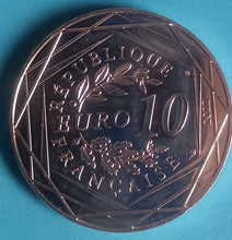 Laden Sie das Bild in den Galerie-Viewer, Frankreich 10€ Silbergedenkmünze Asterix&amp;Oberlix  IRREDUCTIBILITE  2022
